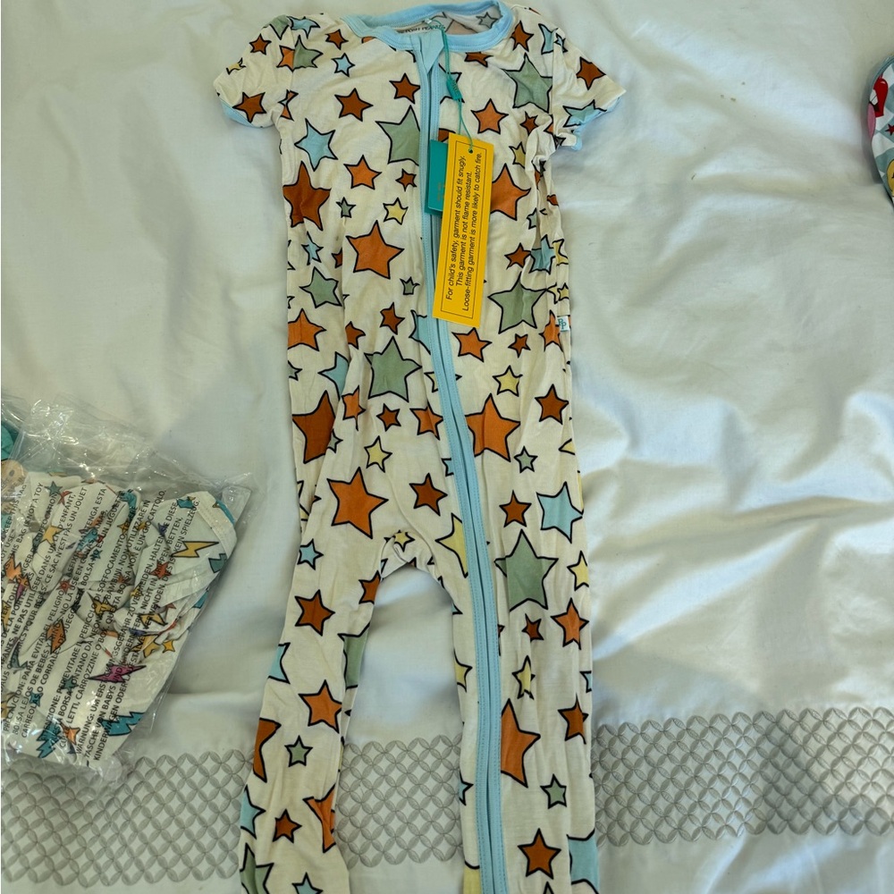 NWT Posh Peanut convertible short sleeve pajamas